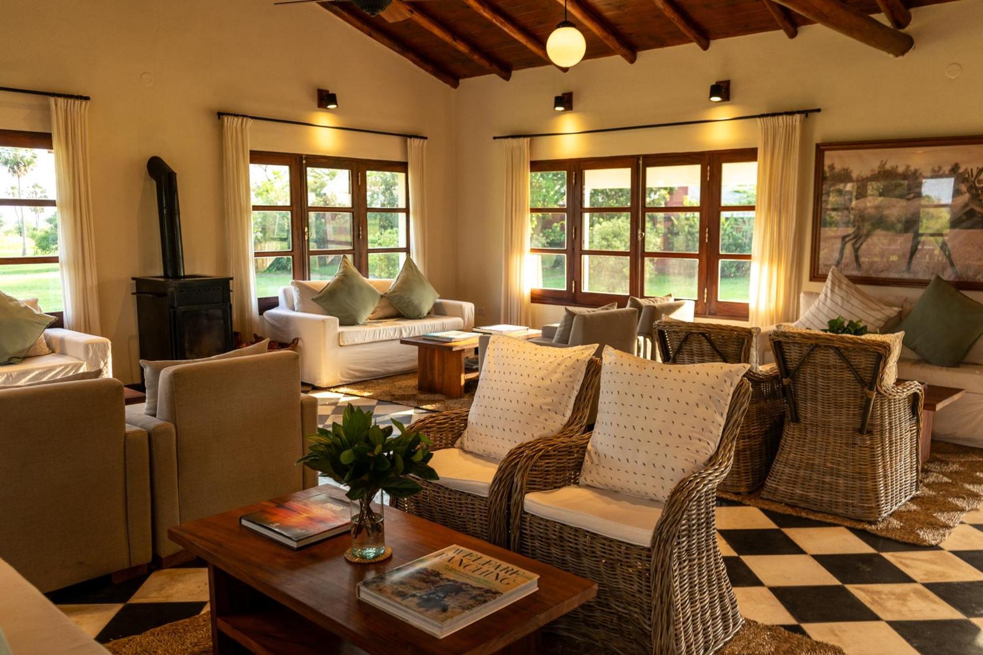 Estancia Ibera Colonia Carlos Pellegrini  Εξωτερικό φωτογραφία