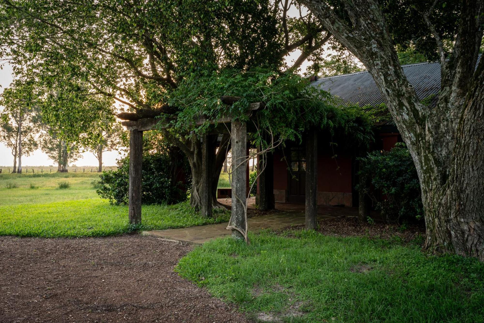 Estancia Ibera Colonia Carlos Pellegrini  Εξωτερικό φωτογραφία
